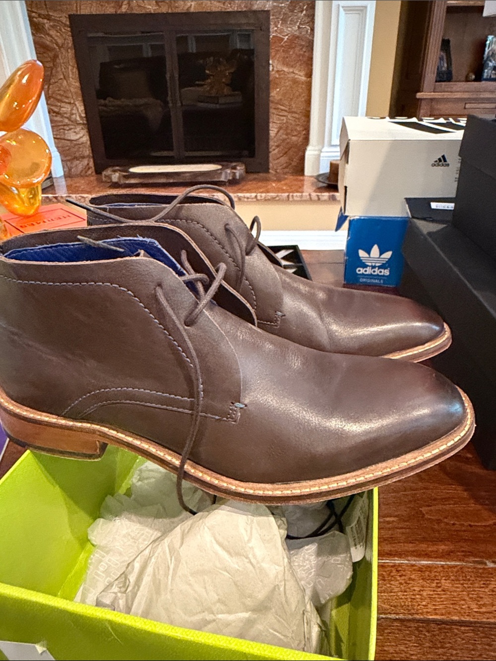Men's Ted Baker size 7.5/ 40.5 Brown Leather Chukka Boots